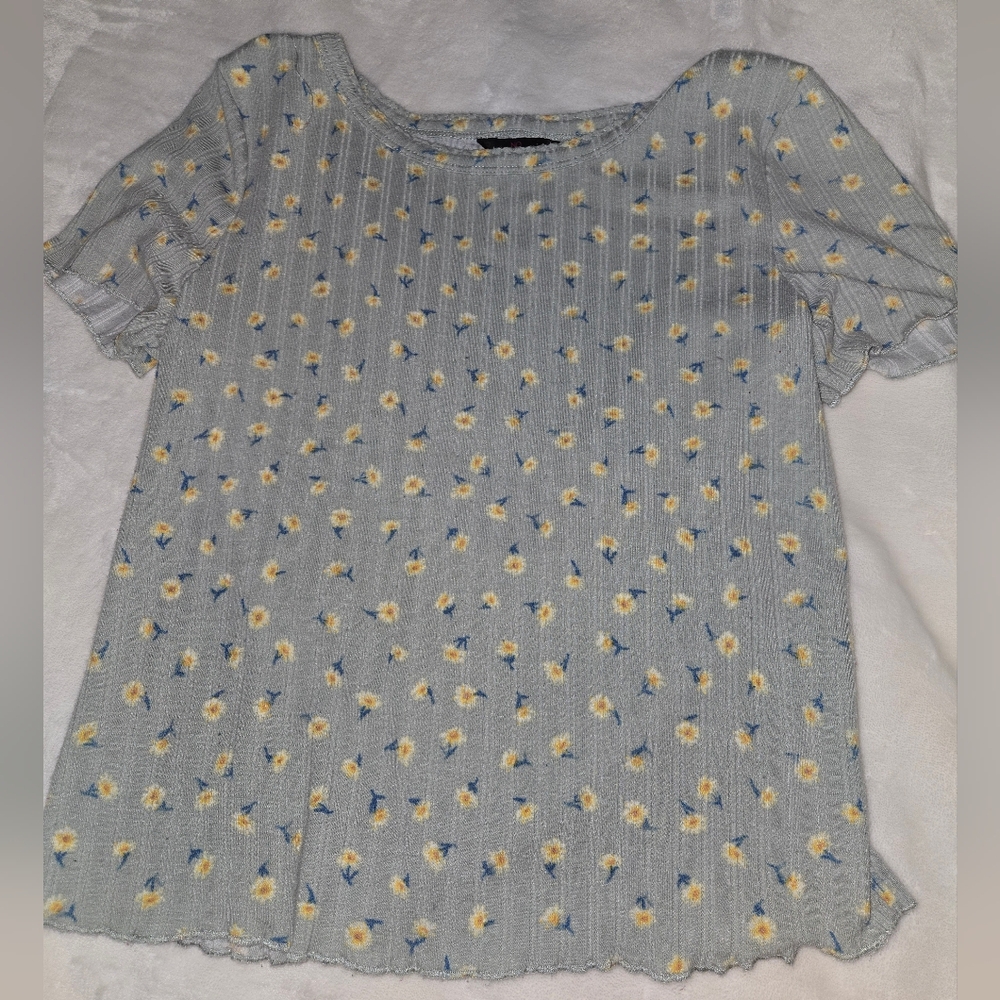 NOBO Gray and Yellow Short Sleeve Tee with Flowers